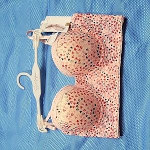JESSICA SIMPSON BRA.